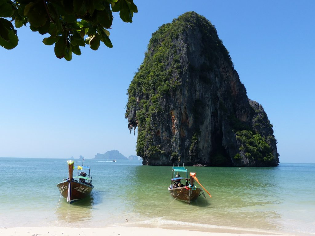 boats-489424_1920