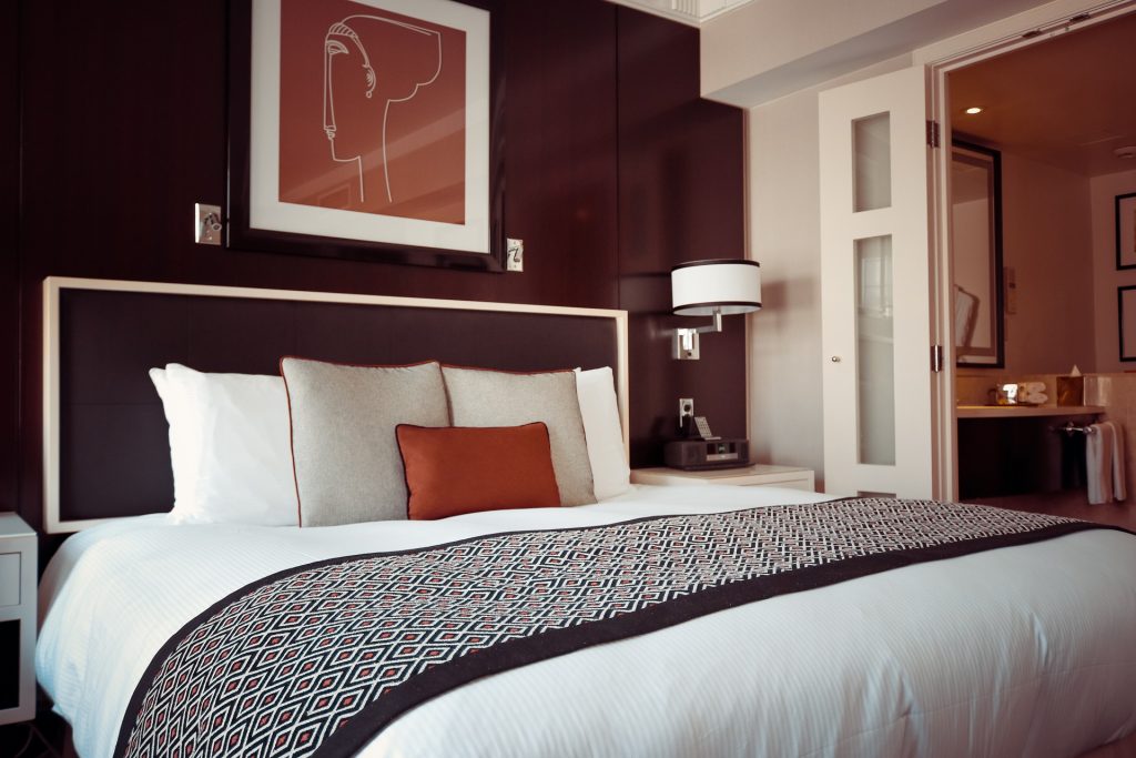 hotel-room-