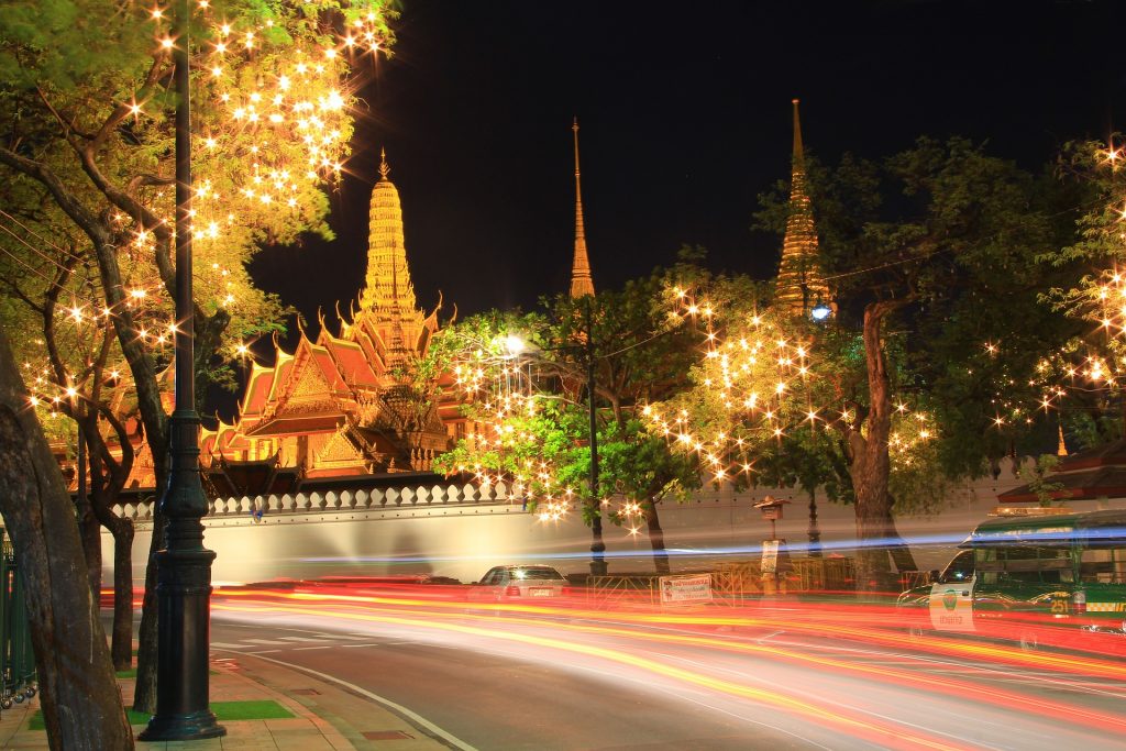 temple-of-the-emerald-buddha- (2)